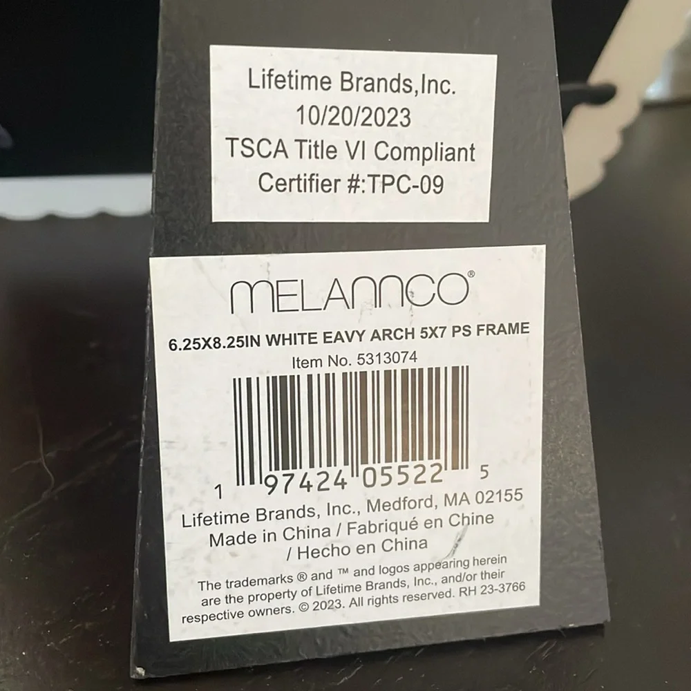 NWT Melannco white Eavy Arch 5”X 7” desk frame